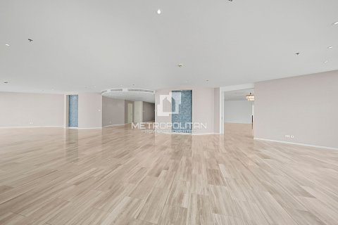 Apartment in Culture Village, Dubai 5 bedrooms, 1094 sq.m. № 72922 - photo 17