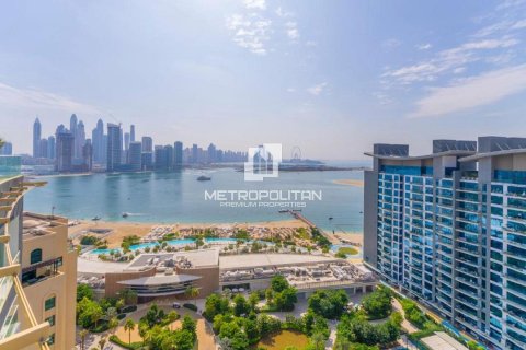 Apartment in Seven Palm, Palm Jumeirah, Dubai 33 sq.m. № 72915 - photo 1