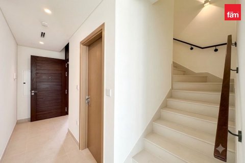 Townhouse in Dubai 3 bedrooms, 144.8 sq.m. № 124498 - photo 2