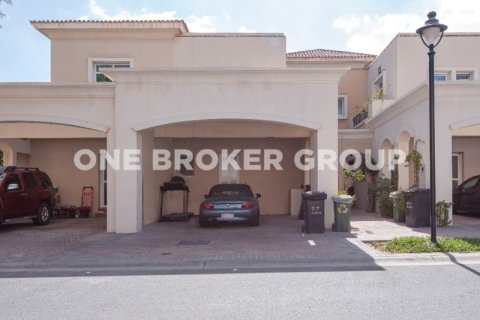Villa à Arabian Ranches, Dubai, 2 chambres, 172.5 m², № 1238 - photo 2