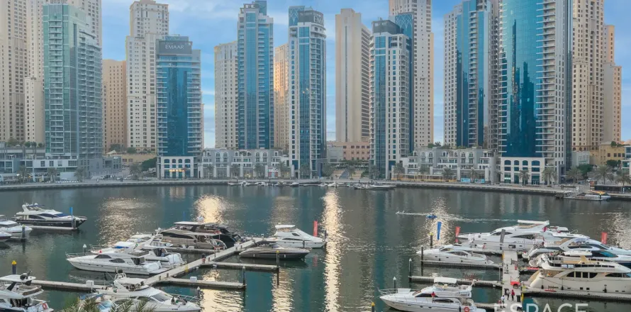Apartment in Dubai Marina, Dubai 1 bedroom, 90 sq.m. № 61462