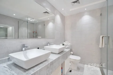 Купить виллу в Saheel, Арабиан Ранчес, Дубай: 4 спальни, 420м², № 61475 - фото 8