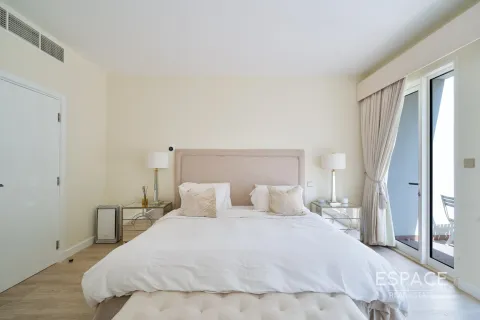 Купить виллу в Saheel, Арабиан Ранчес, Дубай: 4 спальни, 420м², № 61475 - фото 10