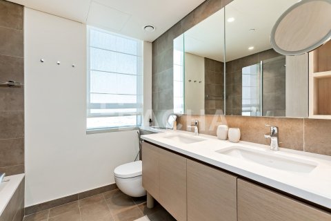 Apartment in Dubai Creek Harbour (The Lagoons), Dubai 2 bedrooms, 103 sq.m. № 111615 - photo 21