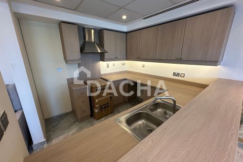 Townhouse in Jumeirah Village Triangle, Dubai 2 bedrooms, 152 sq.m. № 111607 - photo 17