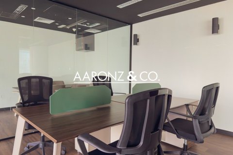 Office in Business Bay, Dubai 102 sq.m. № 96656 - photo 6