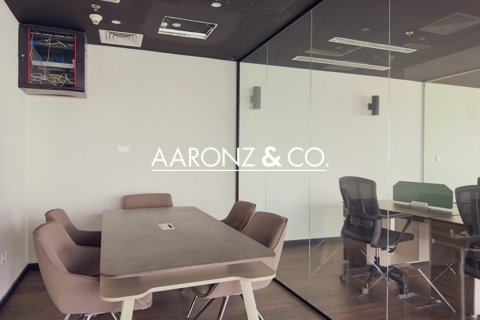 Office in Business Bay, Dubai 102 sq.m. № 96656 - photo 7