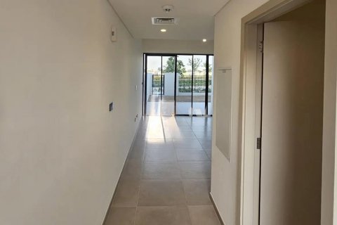 Villa in Al Manara, Jumeirah Village Triangle, Dubai 3 bedrooms, 173.99988676 sq.m. № 63287 - photo 3