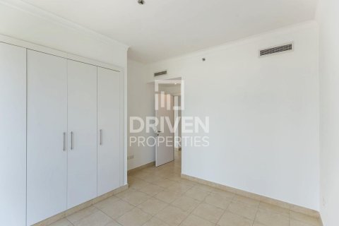Appartement à The Fairways, The Views, Dubai, 2 chambres, 127.93 m², № 126533 - photo 6