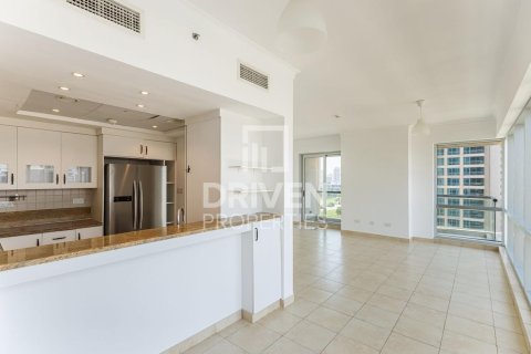 Appartement à The Fairways, The Views, Dubai, 2 chambres, 127.93 m², № 126533 - photo 4