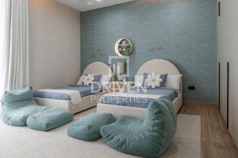 Купить виллу в La Mer, Джумейра, Дубай: 5 спален, 704.76м², № 126536 - фото 8