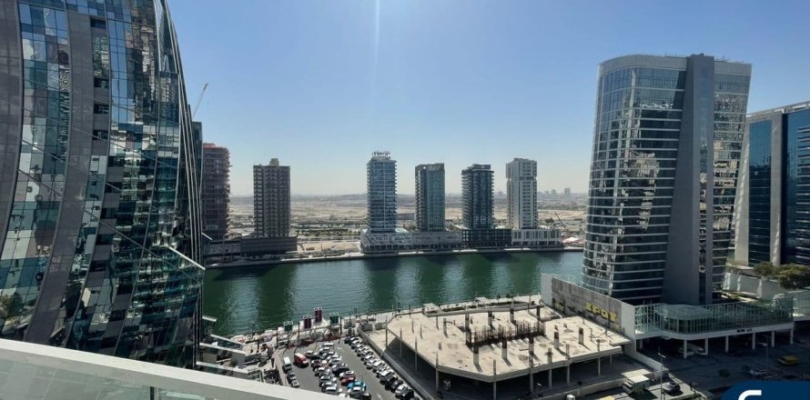 Apartamento en DAMAC Majestine, Business Bay, Dubai, 1 dormitorio, 93 m², № 98876