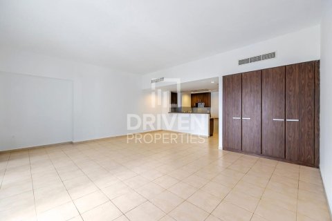 Купить квартиру в Executive Towers, Бизнес-Бэй, Дубай: студию, 78м², № 19897 - фото 1