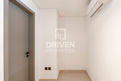 Villa in Aura, Tilal Al Ghaf, Dubai 4 bedrooms, 317 sq.m. № 19887 - photo 7