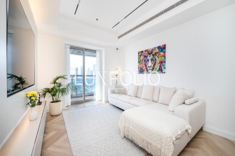 Apartment in Dubai Marina, Dubai 2 bedrooms, 110 sq.m. № 45407 - photo 17