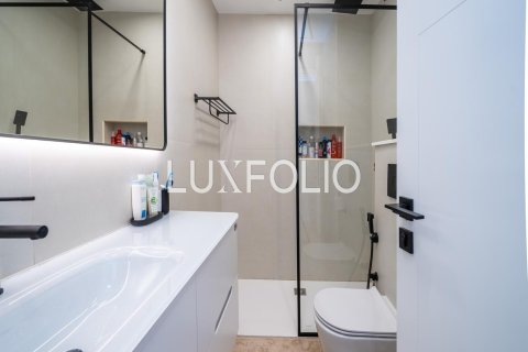 Apartment in Dubai Marina, Dubai 2 bedrooms, 110 sq.m. № 45407 - photo 12