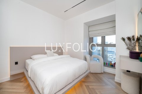 Apartment in Dubai Marina, Dubai 2 bedrooms, 110 sq.m. № 45407 - photo 11
