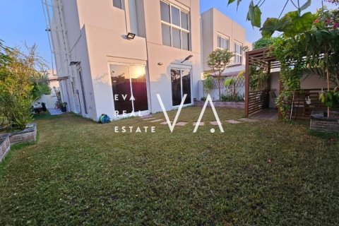 Купить таунхаус в Дубае: 4 спальни, 258.73м², № 52909 - фото 8