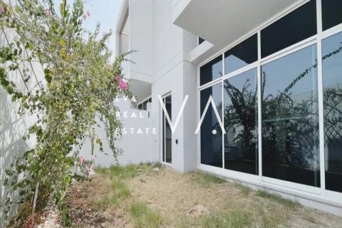 Townhouse in Dubai 3 bedrooms, 187.38 sq.m. № 52910 - photo 3