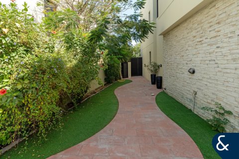 Villa in DAMAC Hills (Akoya by DAMAC), Dubai 5 bedrooms, 401 sq.m. № 76685 - photo 7