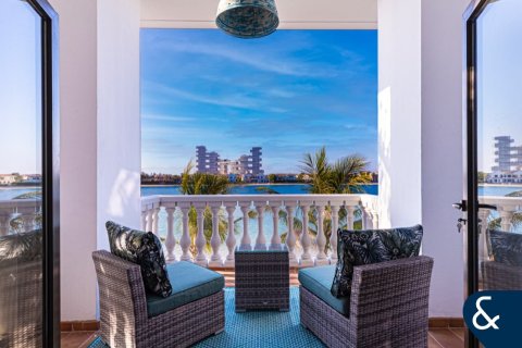 Villa in Signature Villas, Palm Jumeirah, Dubai 6 bedrooms, 1245 sq.m. № 76687 - photo 19