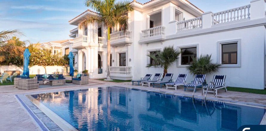 Villa à Signature Villas, Palm Jumeirah, Dubai, 6 chambres, 1245 m², № 76687