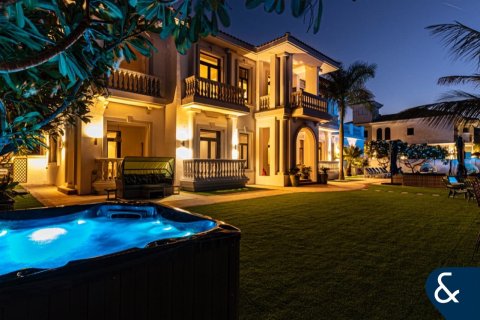 Villa in Signature Villas, Palm Jumeirah, Dubai 6 bedrooms, 1245 sq.m. № 76687 - photo 22
