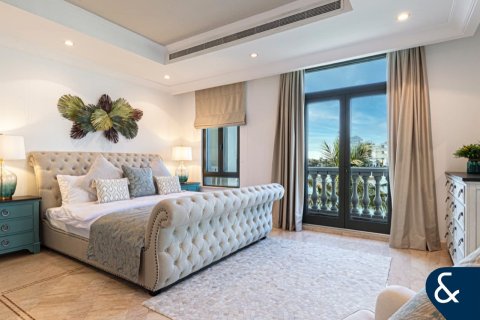 Villa in Signature Villas, Palm Jumeirah, Dubai 6 bedrooms, 1245 sq.m. № 76687 - photo 16