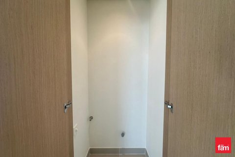 Купить квартиру в Дубае: 3 спальни, 149.9м², № 95443 - фото 10