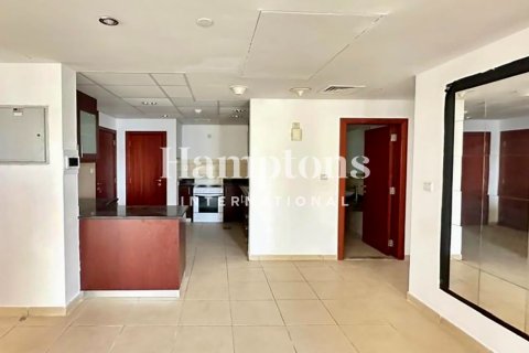 Снять в аренду квартиру в Джумейра Бич Резиденс, Дубай: 2 спальни, 122.32909622м², № 72566 - фото 16