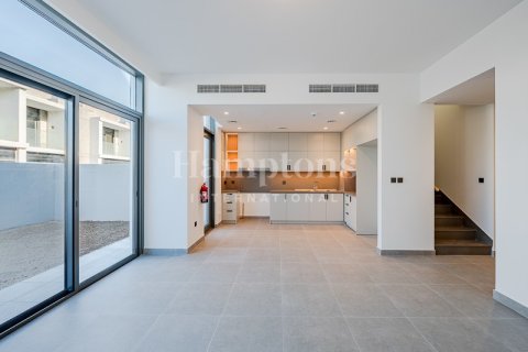 Adosado en Ruba, Arabian Ranches 3, Dubai, 3 dormitorios, 145.84934873 m², № 72568 - foto 14