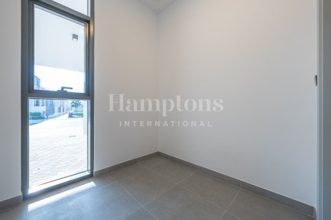 Adosado en Ruba, Arabian Ranches 3, Dubai, 3 dormitorios, 145.84934873 m², № 72568 - foto 2