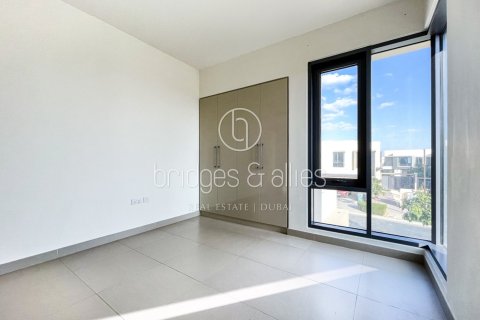 Villa en Dubai Hills Estate, Dubai, 5 dormitorios, 254.1 m², № 18233 - foto 16