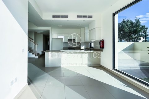 Villa en Dubai Hills Estate, Dubai, 5 dormitorios, 254.1 m², № 18233 - foto 3