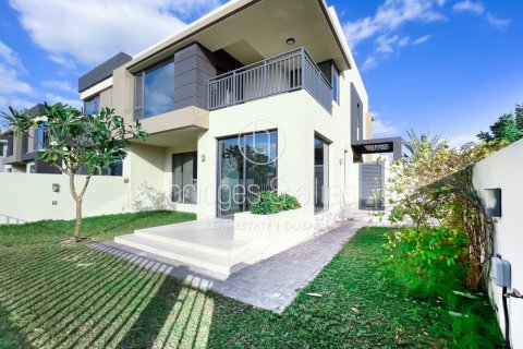 Villa en Dubai Hills Estate, Dubai, 5 dormitorios, 254.1 m², № 18233 - foto 1