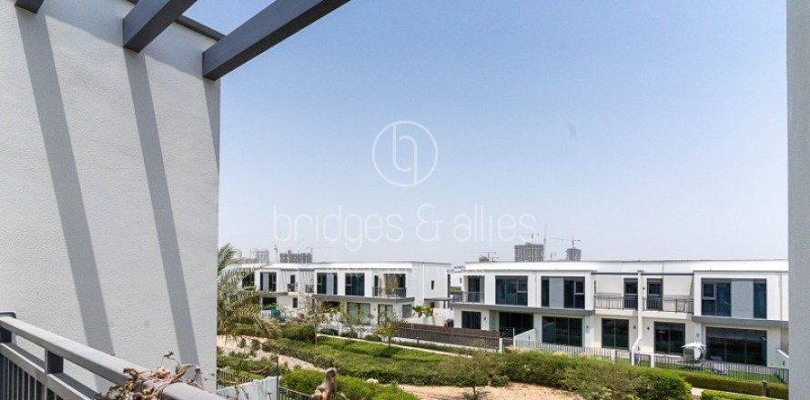 Villa en Dubai Hills Estate, Dubai, 4 dormitorios, 227.3 m², № 18234