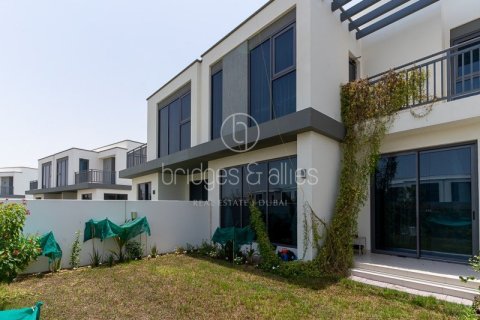 Villa en Dubai Hills Estate, Dubai, 4 dormitorios, 227.3 m², № 18234 - foto 18