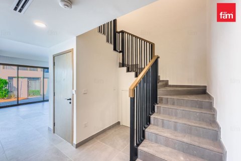 Adosado en Dubai, 4 dormitorios, 216.2 m², № 84243 - foto 6