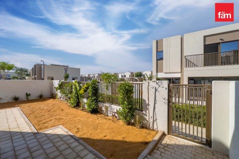 Adosado en Dubai, 4 dormitorios, 216.2 m², № 84243 - foto 10