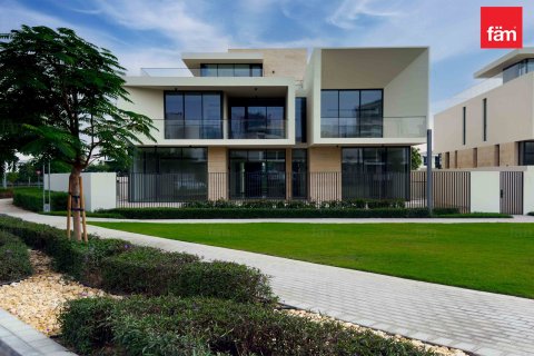 Villa en Dubai Hills Estate, Dubai, 5 dormitorios, 735.7 m², № 84242 - foto 26