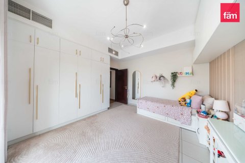 Villa in Dubai 5 bedrooms, 560.8 sq.m. № 109527 - photo 18