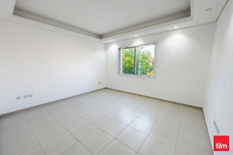 Villa in Dubai 4 bedrooms, 527.9 sq.m. № 109530 - photo 13