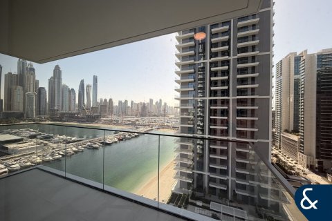 Apartment in EMAAR Beachfront, Dubai Harbour, Dubai 2 bedrooms, 111 sq.m. № 91145 - photo 2