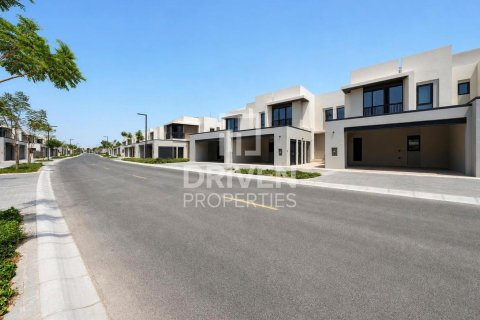 Townhouse in Jebel Ali, Dubai 3 bedrooms, 242.29 sq.m. № 134216 - photo 6