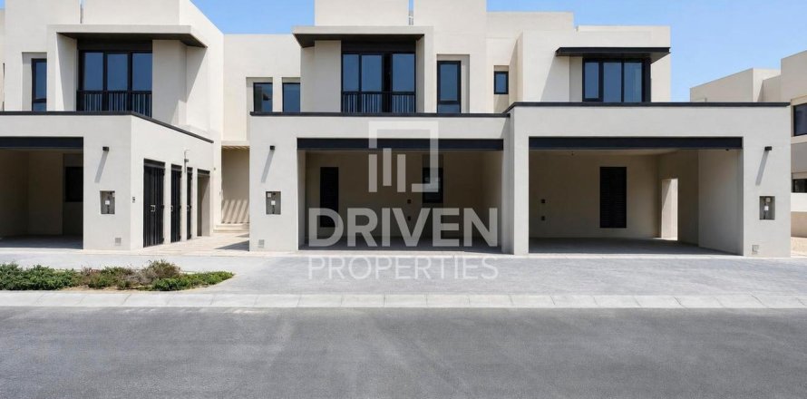Townhouse in Jebel Ali, Dubai 3 bedrooms, 242.29 sq.m. № 134216