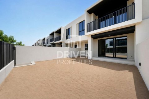 Townhouse in Jebel Ali, Dubai 3 bedrooms, 240.53 sq.m. № 134215 - photo 4