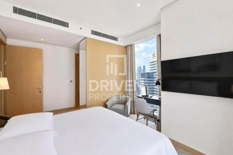 Apartment in Vida Residences Dubai Mall, Downtown Dubai (Downtown Burj Dubai), Dubai 3 bedrooms, 141.21 sq.m. № 134212 - photo 14
