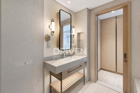 Apartment in Vida Residences Dubai Mall, Downtown Dubai (Downtown Burj Dubai), Dubai 3 bedrooms, 141.21 sq.m. № 134212 - photo 17