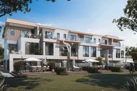 Купить таунхаус в Dubai Land, Дубай: 5 спален, 144м², № 121858 - фото 18