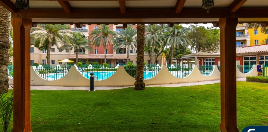 Apartamento en Green Community West, Green Community, Dubai, 2 dormitorios, 202 m², № 75322